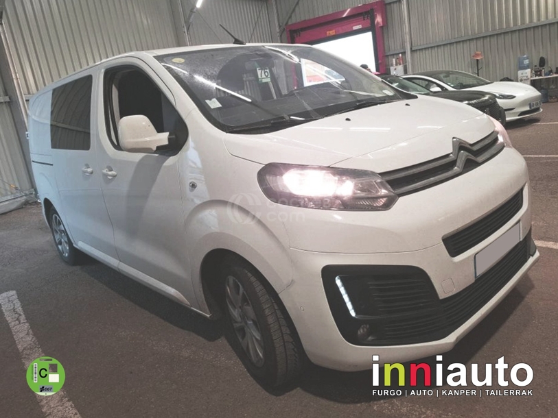 Foto del CITROEN Jumpy Fg. BlueHDI Talla M S&S Club EAT8 120