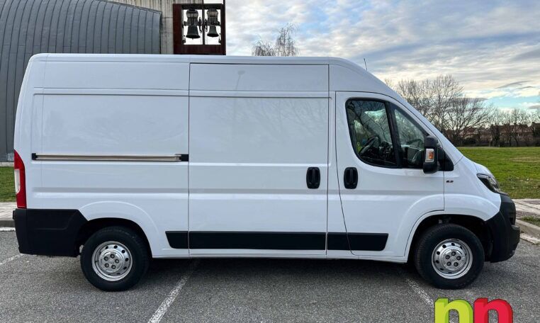 Foto del FIAT Ducato Fg. 33 2.3Mjt L2 H2 140CV