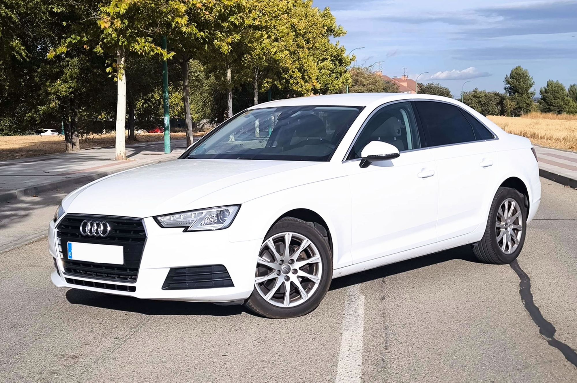 AUDI A4 (2.0TDI Advanced edition 110kW) en Madrid