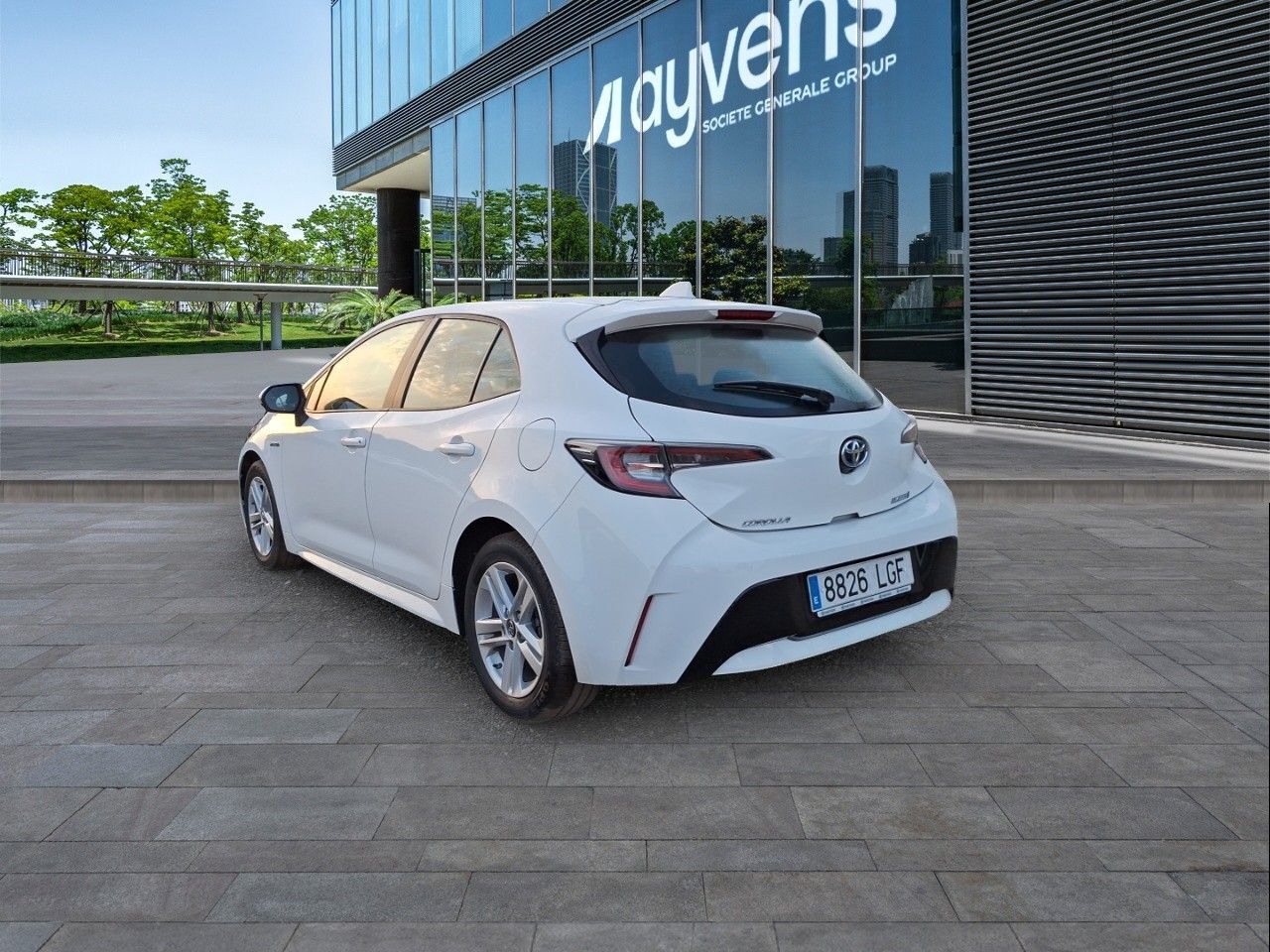 TOYOTA Corolla (125H Active E-CVT 90 kW (122 CV)) en Madrid
