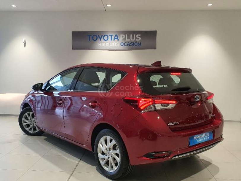 Foto del TOYOTA Auris hybrid 140H Active