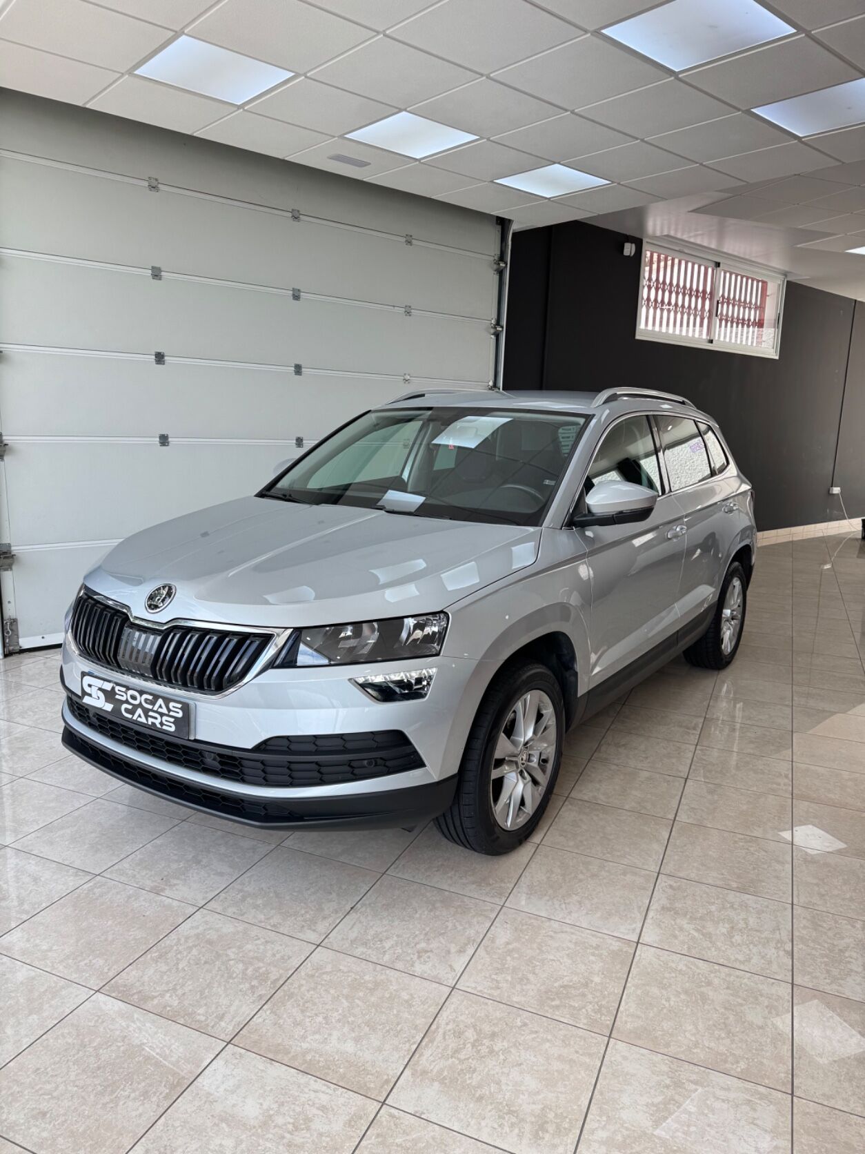 SKODA Karoq (1.0 TSI 81kW (110CV) Ambition) en Tenerife