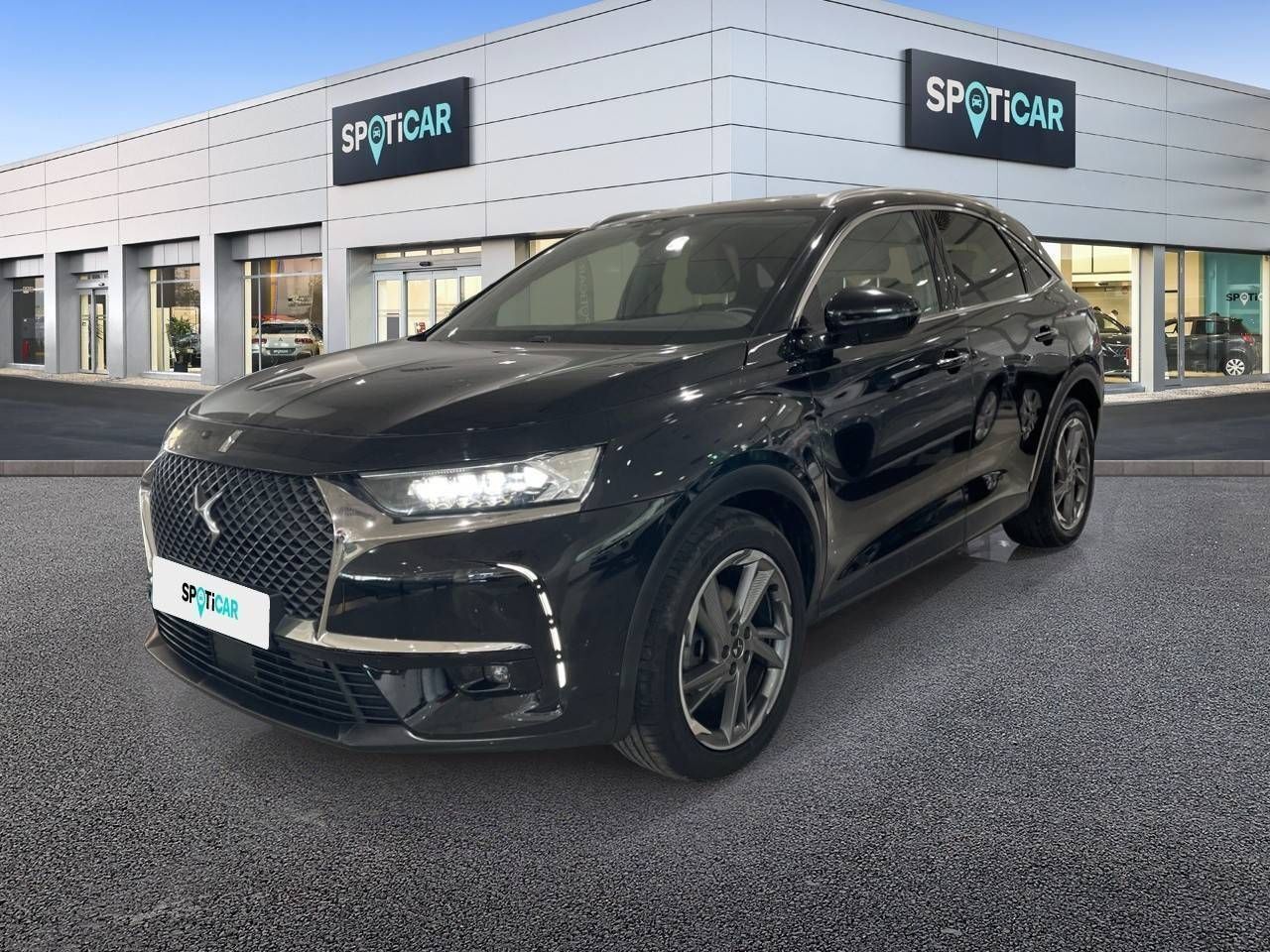 DS DS 7 Crossback ( BlueHDi DE 96kW (130CV) Auto. Bastille) en Sevilla