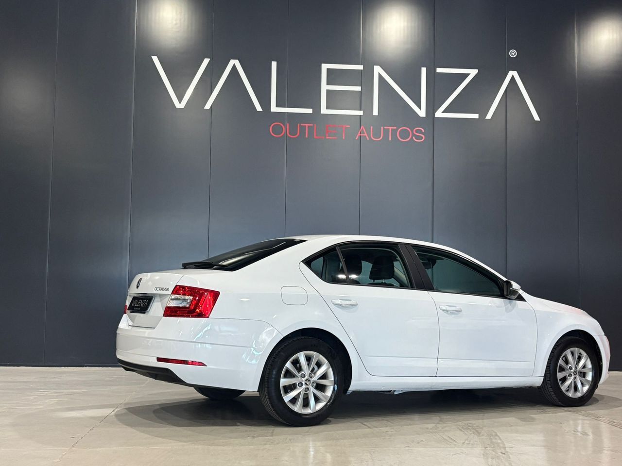SKODA Octavia (1.5 tfsi 150cv ambition) en Córdoba