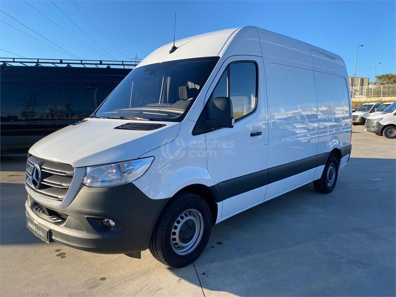 Foto del MERCEDES Sprinter Furgón 315CDI Medio T.E. tD