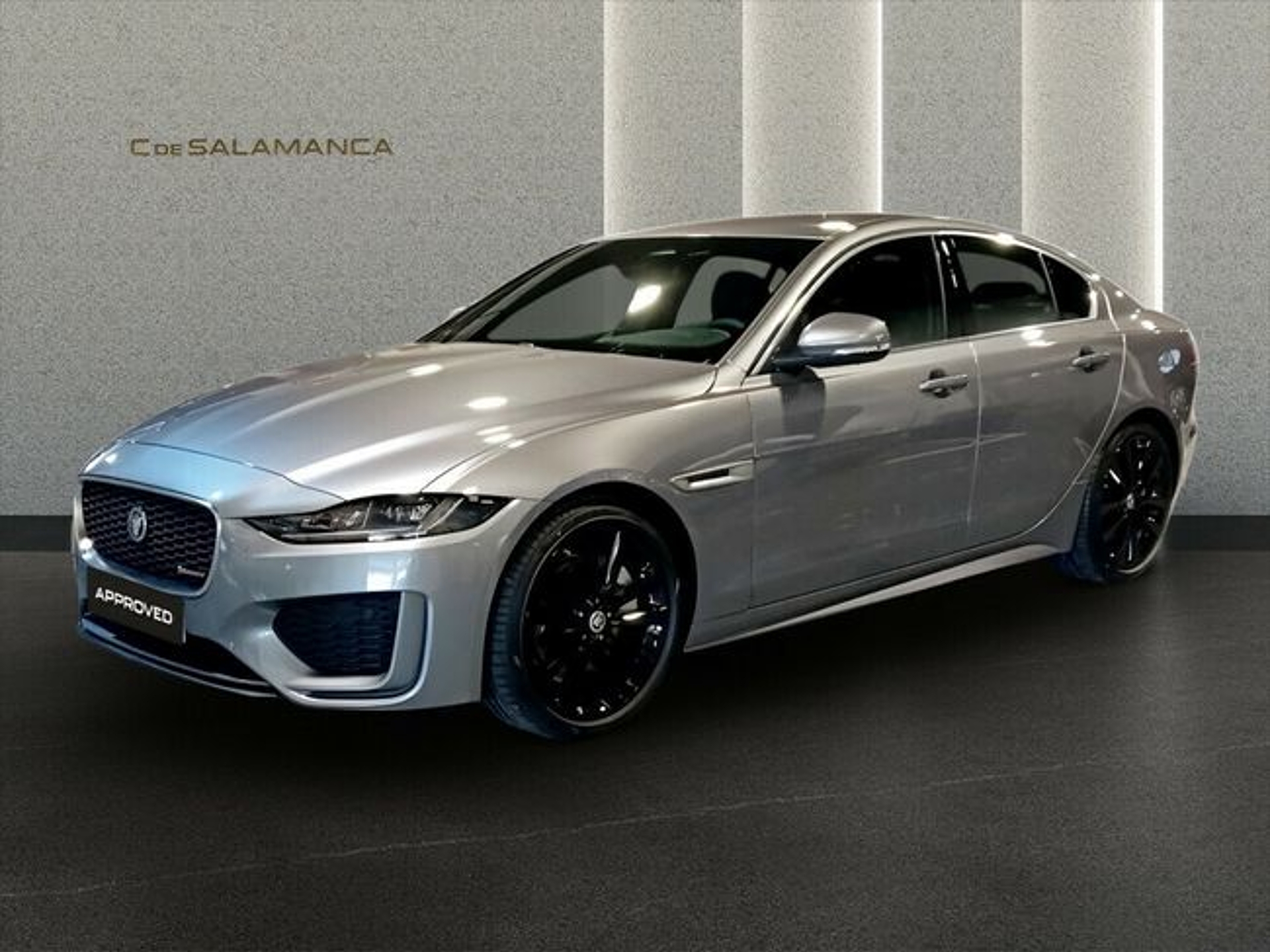 Imagen de JAGUAR XE
