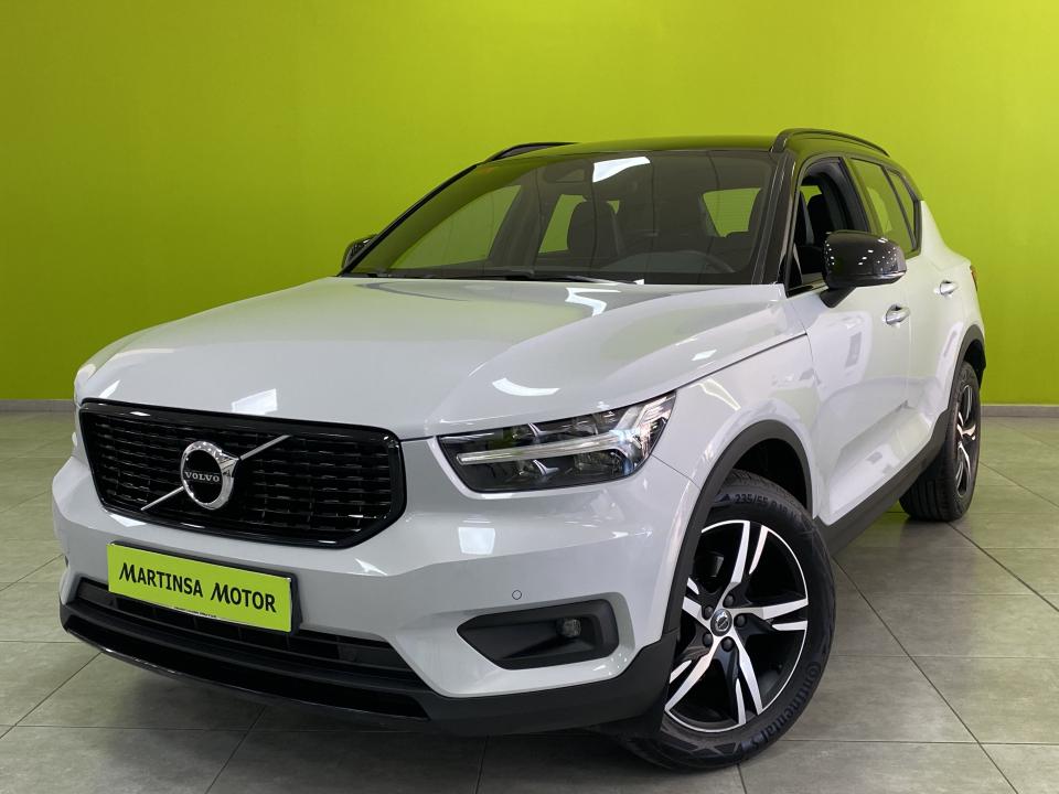VOLVO XC40 (R-Design T3 1.5 163CV Auto) en Málaga