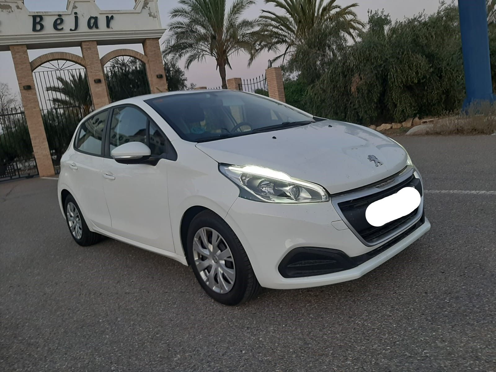Foto del PEUGEOT 208 1.5 BlueHDi S&S Active 100