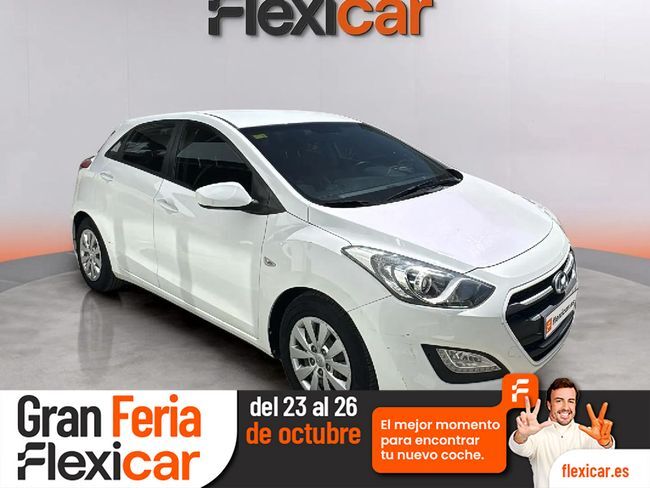 HYUNDAI i30 (1.4 Klass) en Sevilla