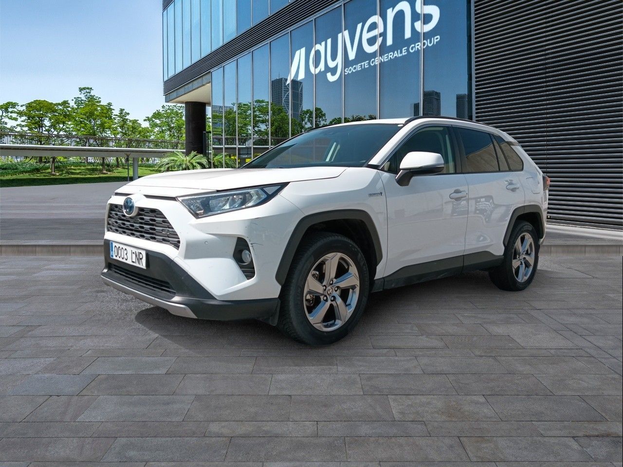 TOYOTA RAV-4 (2.5l hybrid Advance 4WD 163 kW (222 CV)) en Madrid