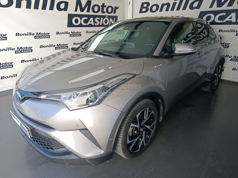 Foto del TOYOTA C-HR 125H Advance