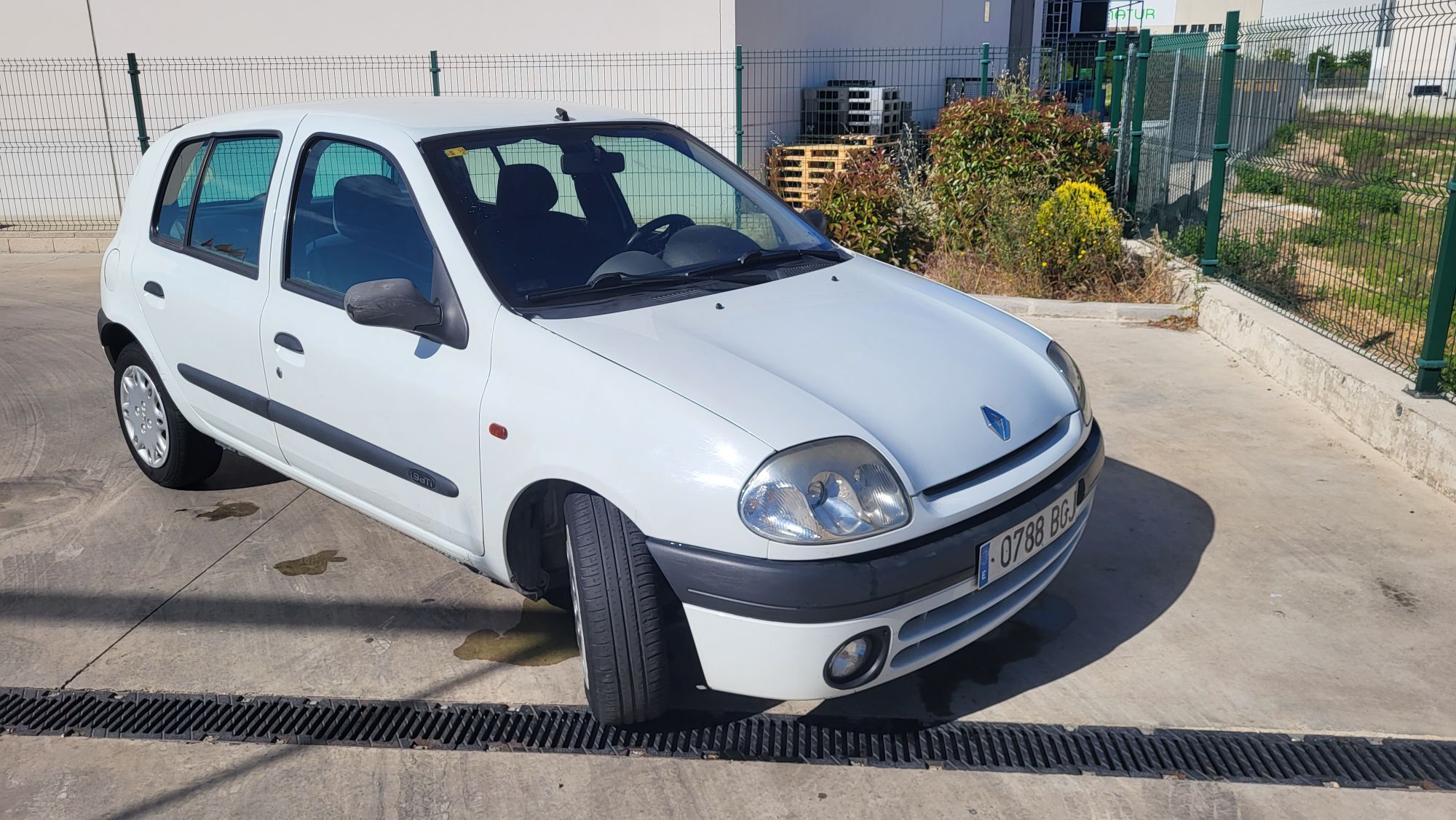 Foto del RENAULT Clio 1.9dTi RT 80