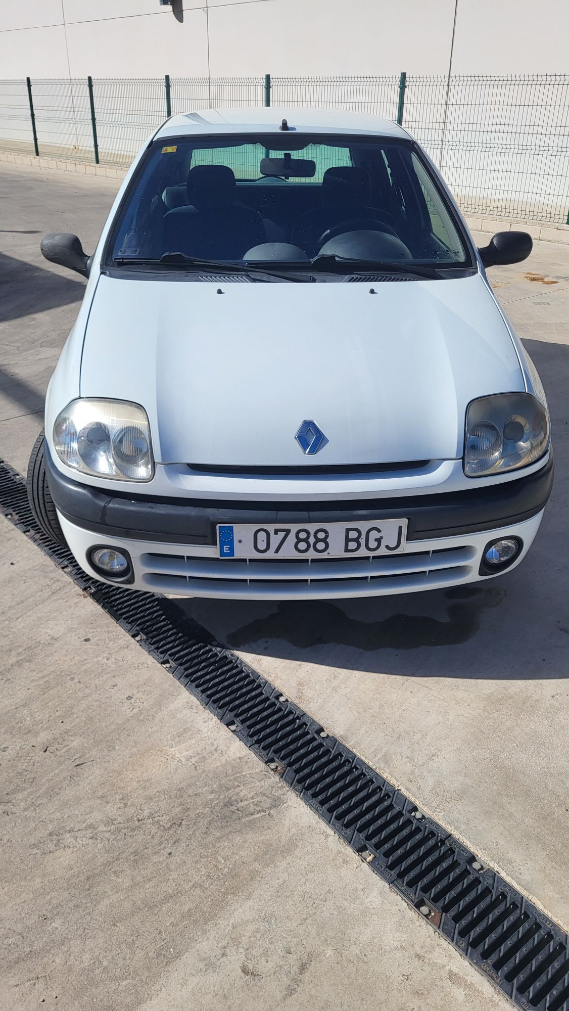Foto del RENAULT Clio 1.9dTi RT 80