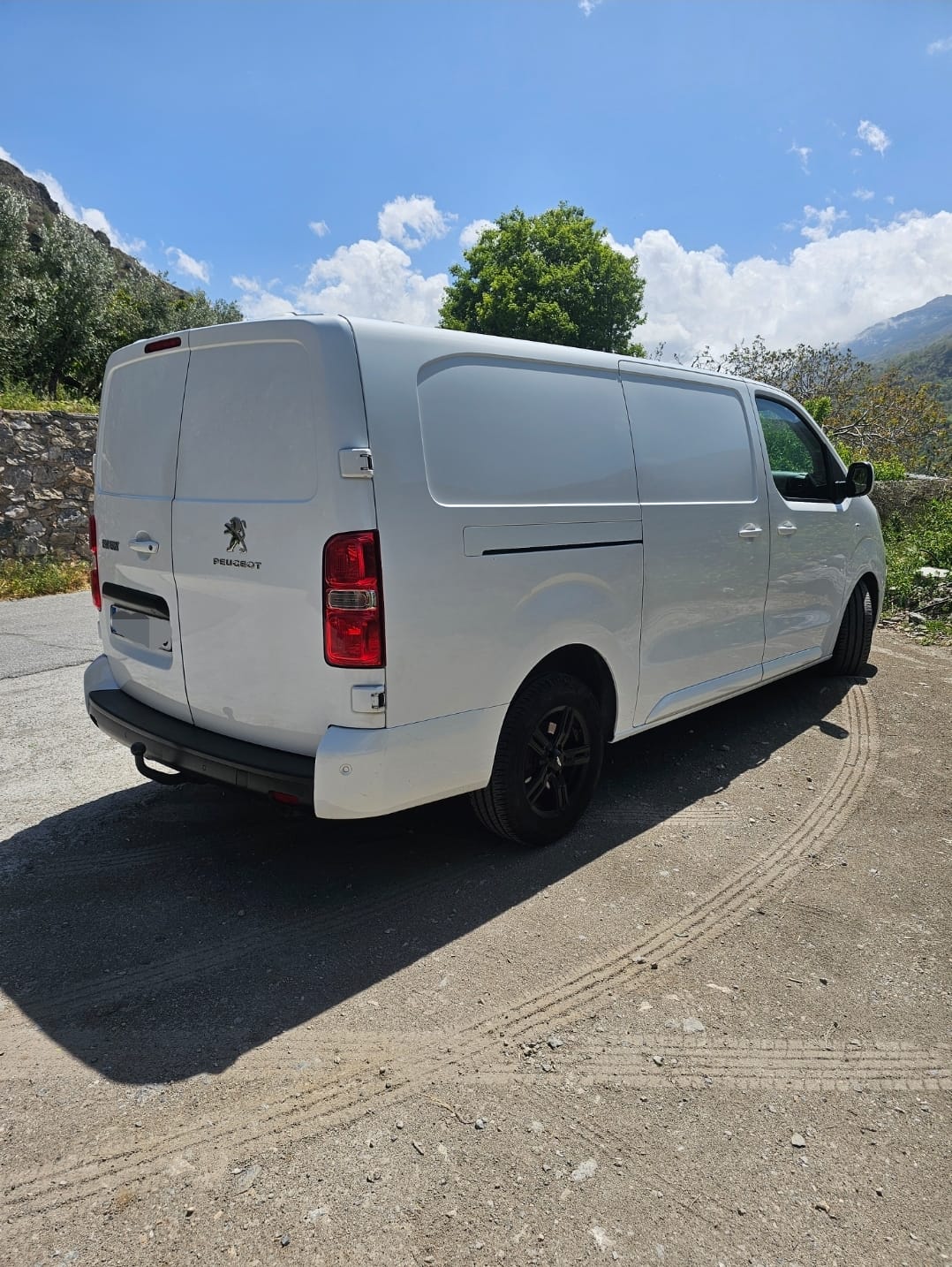 Foto del PEUGEOT Expert Fg. Long 2.0BlueHDi S&S Premium 120