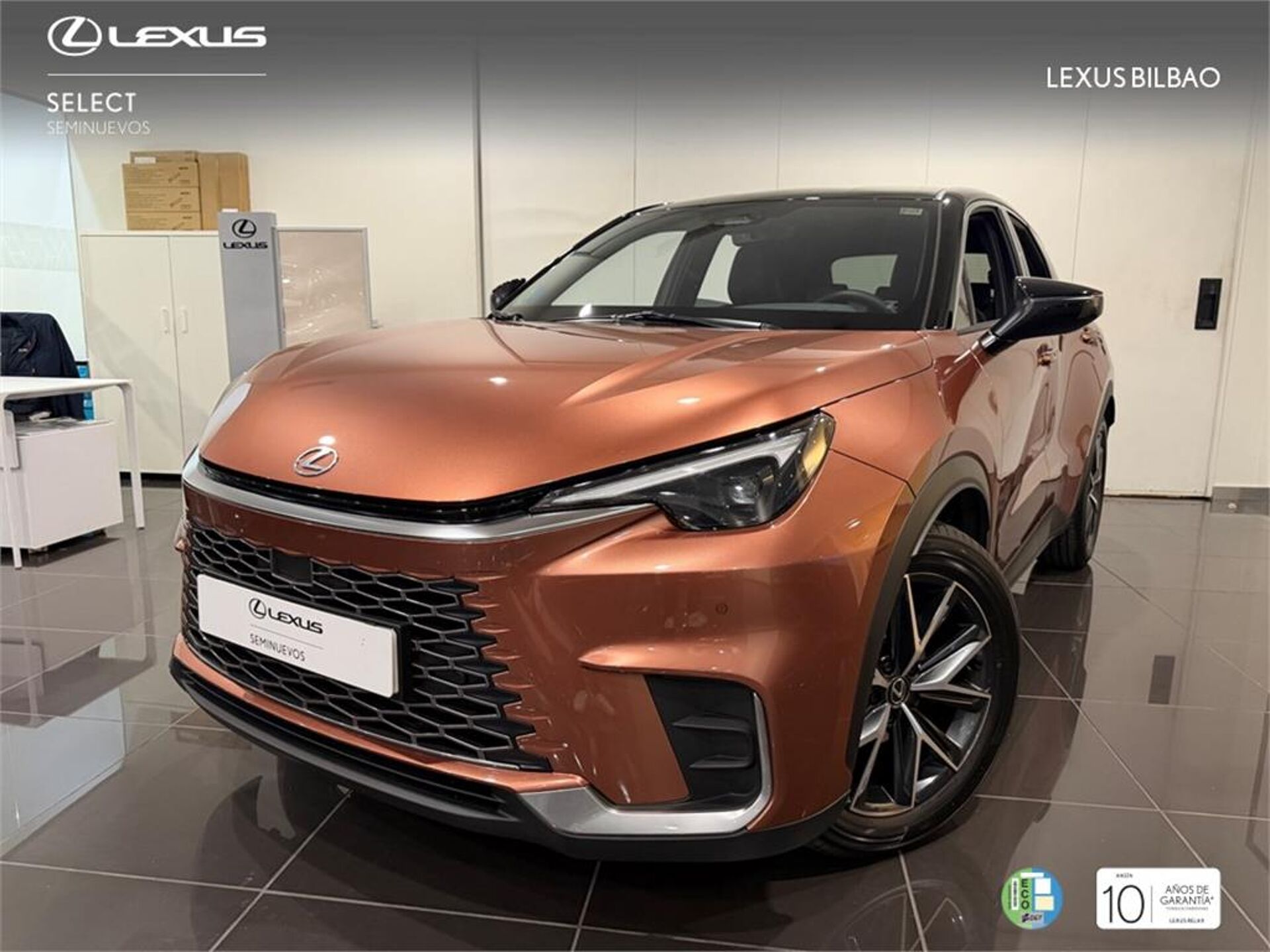 Imagen 1 de LEXUS LBX