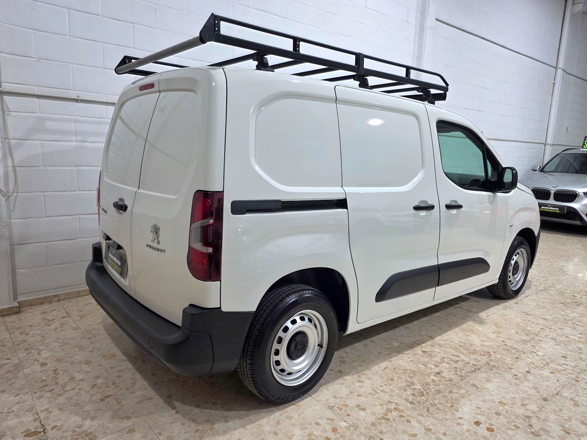 Foto del CITROEN Berlingo Van BlueHDi S&S Talla M Control 75