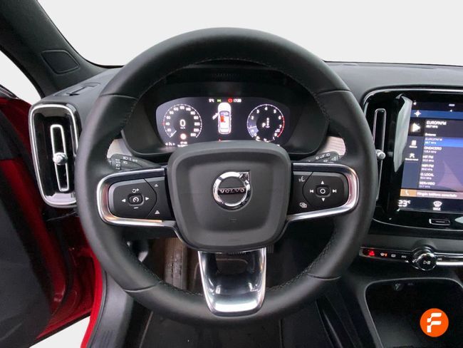 Foto del VOLVO XC40 T2 Essential Aut.