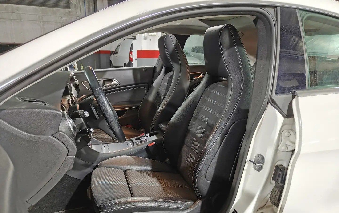 Foto del MERCEDES Clase CLA CLA 200