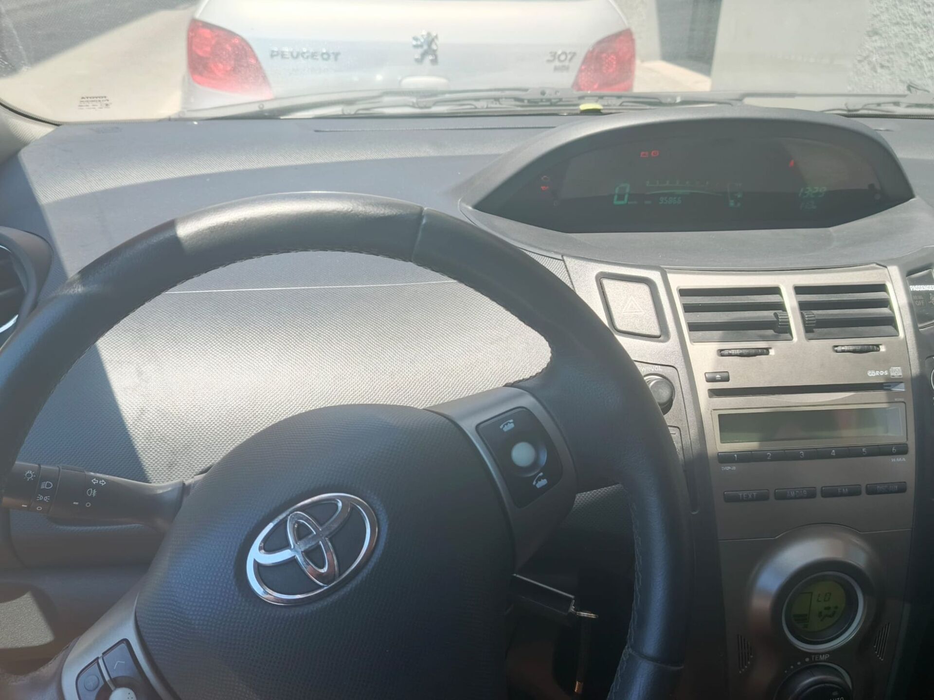 Imagen 2 de TOYOTA Yaris