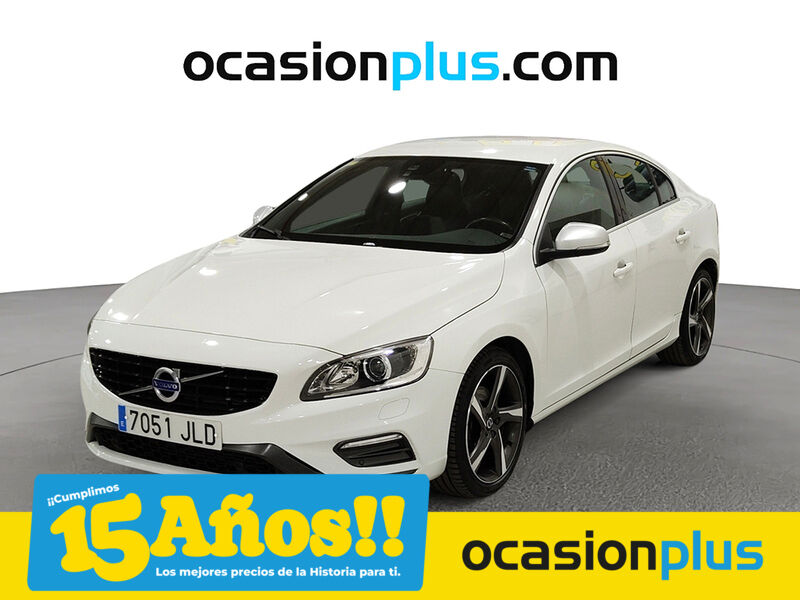 VOLVO S60 (D4 R-Design Momentum Auto 140 kW (190 CV)) en Madrid