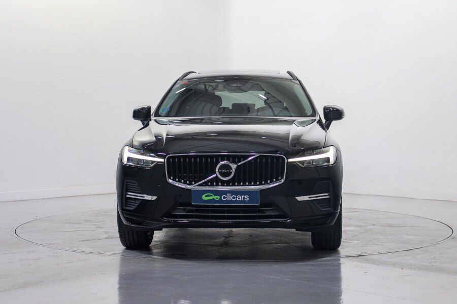Foto del VOLVO XC60 B4 Momentum Pro FWD Aut.