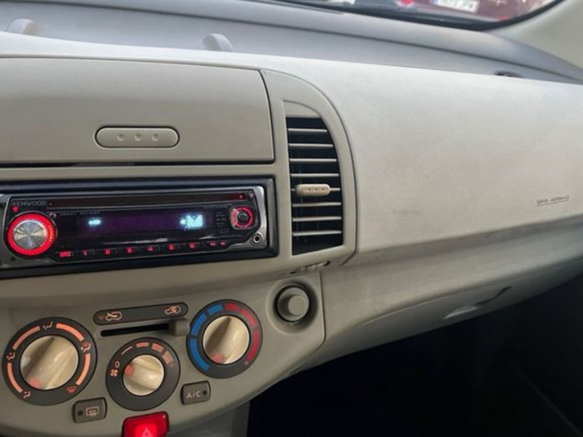 Imagen de NISSAN Micra