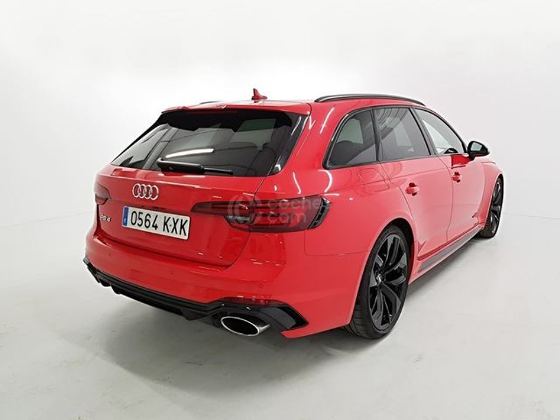 Foto del AUDI A4 RS4 Avant TFSI quattro tiptronic