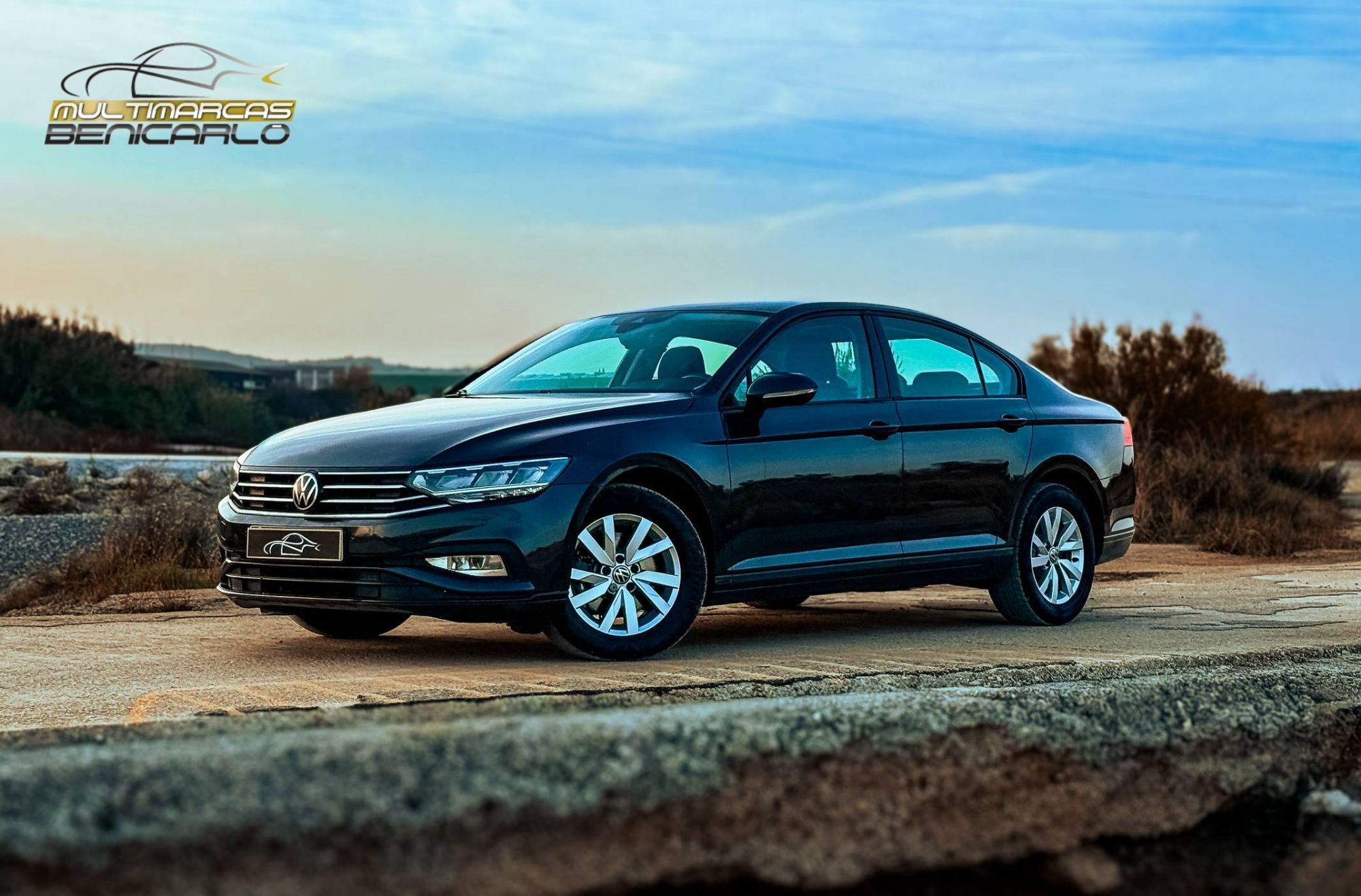 VOLKSWAGEN Passat (2.0TDI EVO 90kW DSG7) en Castellón