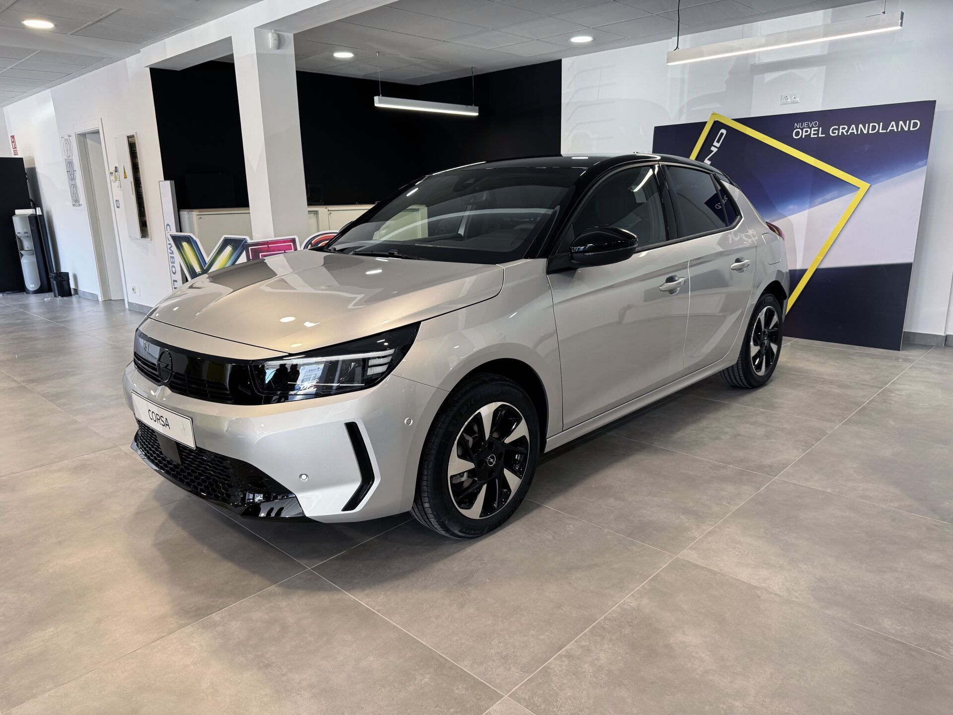 Imagen 3 de OPEL Corsa