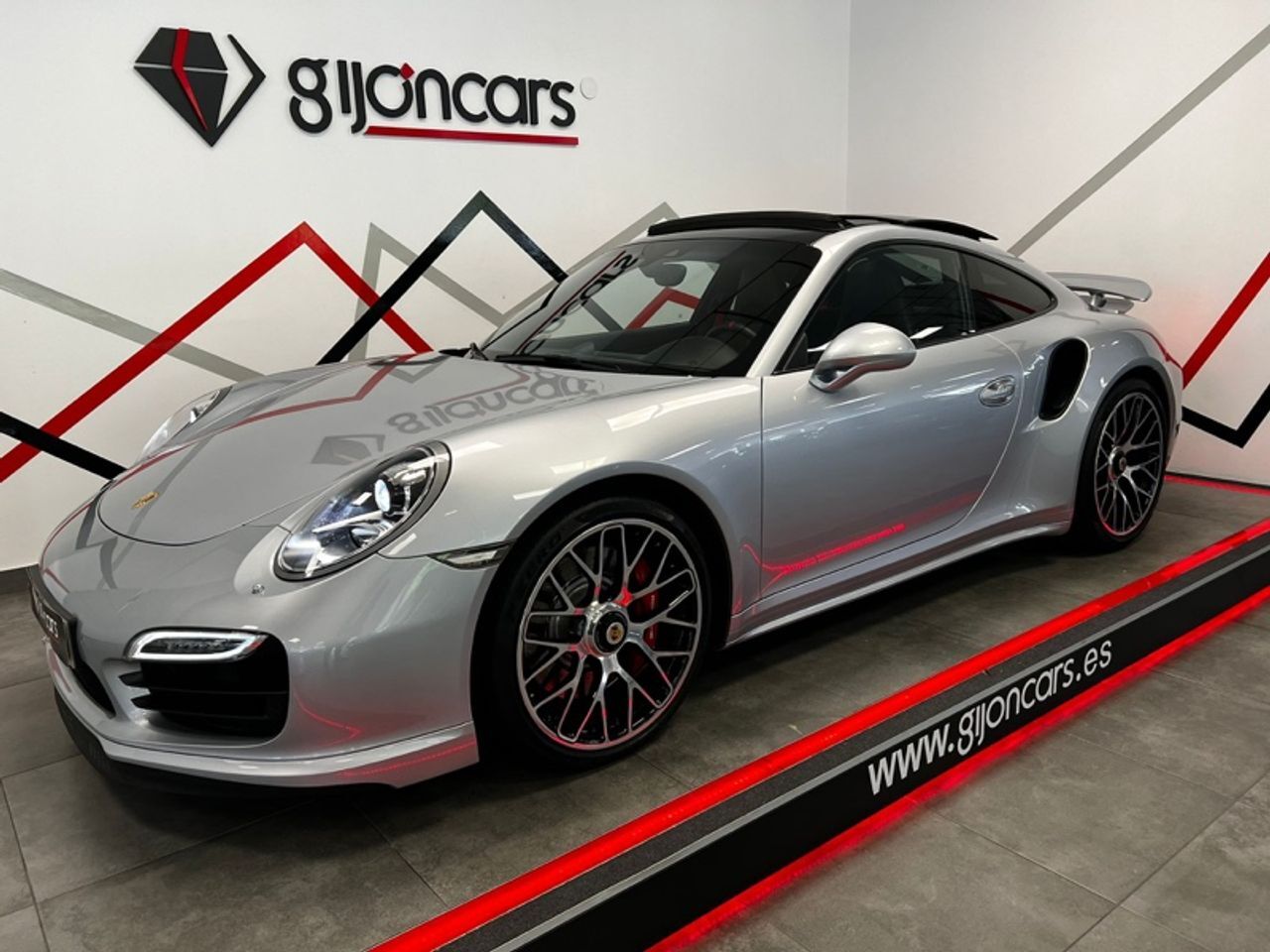 PORSCHE 911 (Turbo Coupé) en Asturias