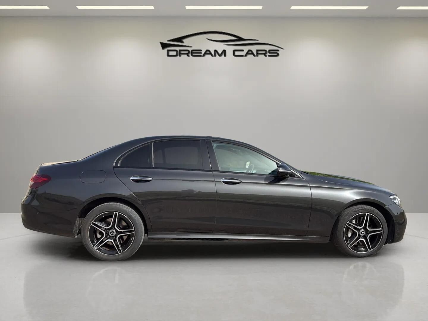 Foto del MERCEDES Clase E E Estate 300 9G-Tronic