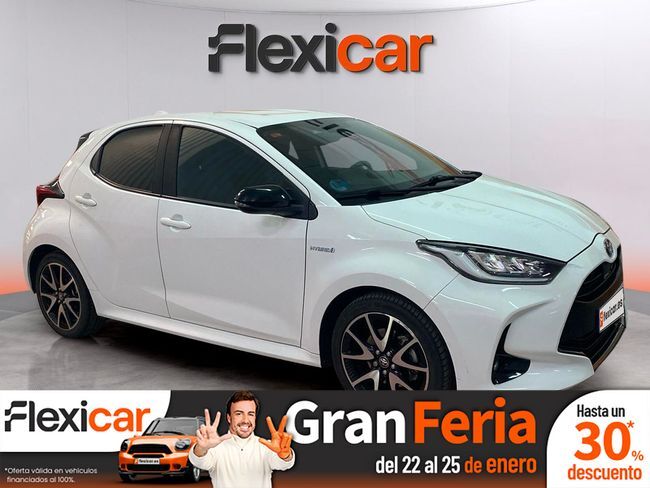 TOYOTA Yaris (1.5 120H Active Tech) en Cáceres