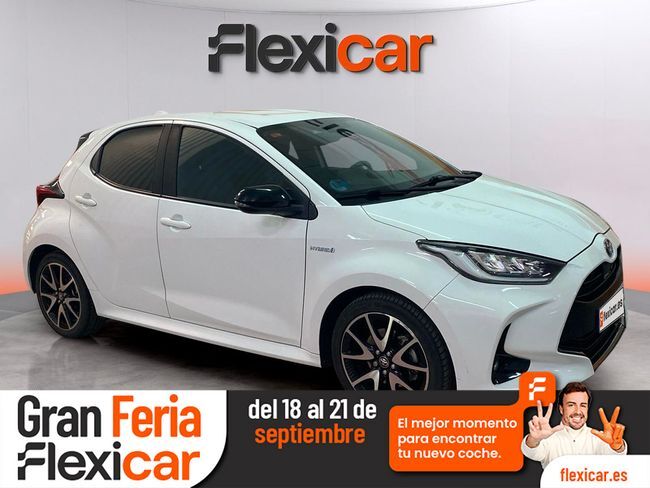 TOYOTA Yaris (1.5 120H Active Tech) en Cáceres