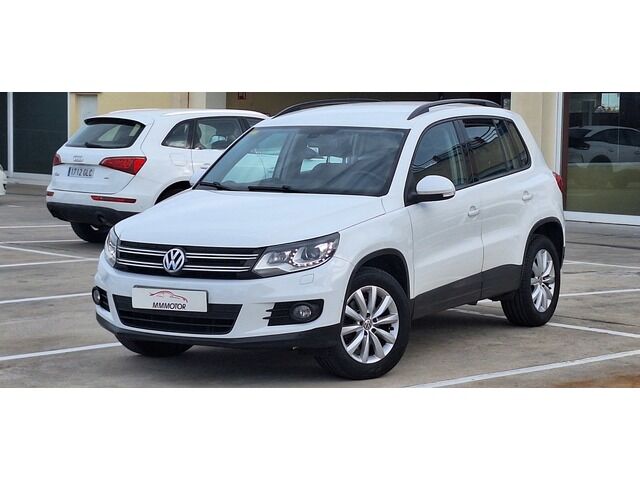 VOLKSWAGEN Tiguan (T1 2.0 TDI BMT 4x2 81 kW (110 CV)) en Barcelona