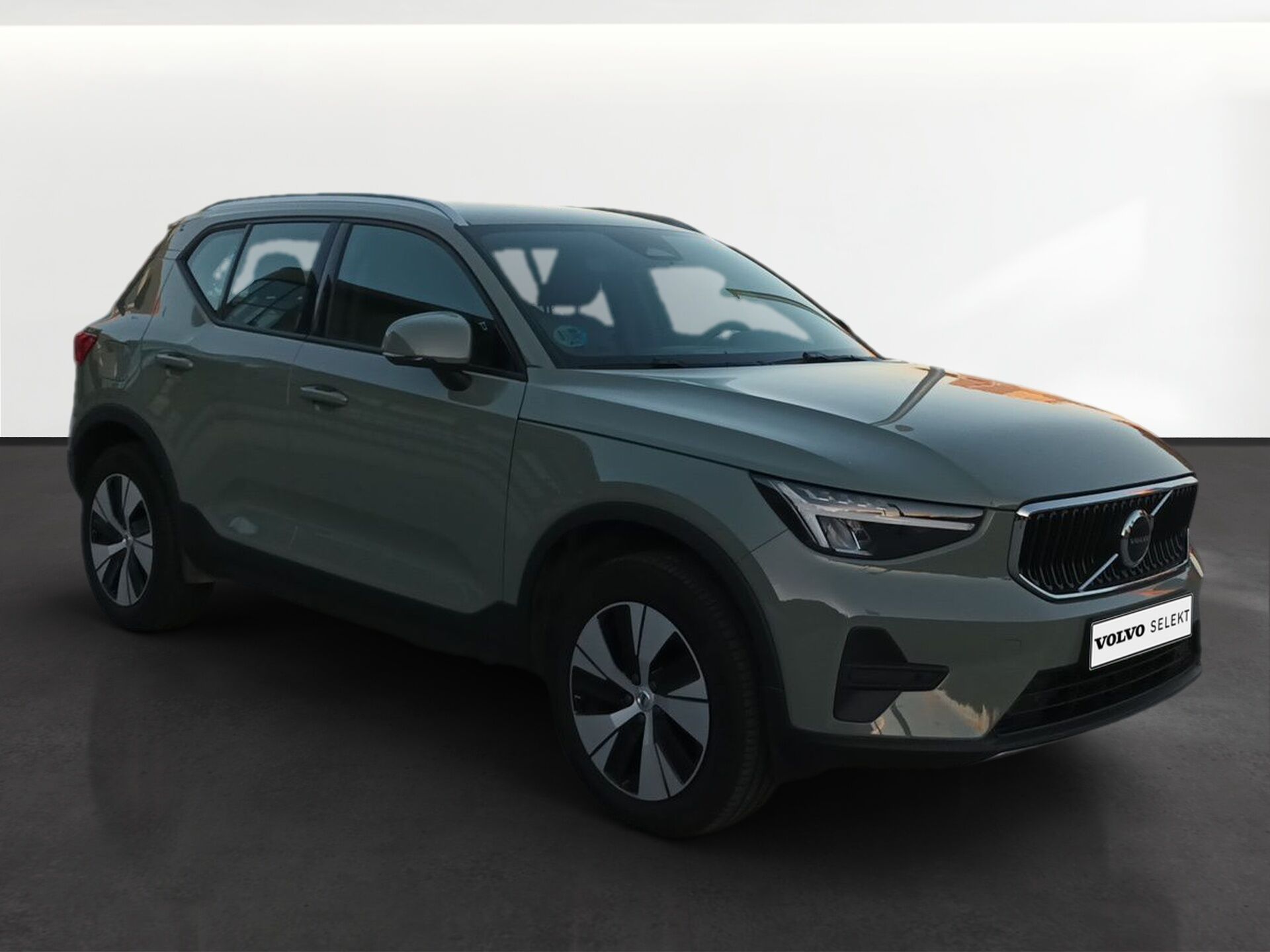 VOLVO XC40 (2.0 B3 CORE AUTO 163 5P) en Barcelona