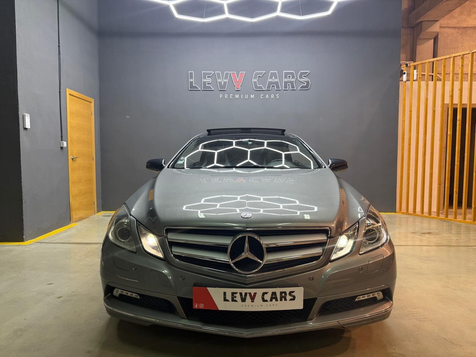 MERCEDES Clase E (Coupé E 350 CDI Blue Efficiency Avantg.) en Valencia
