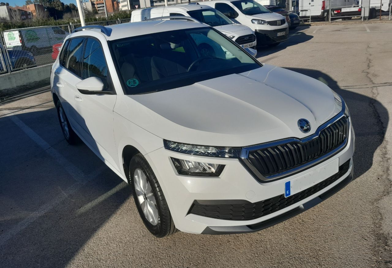 SKODA Kamiq (1.0 TSI 81kW (110CV) AMBITION) en Madrid