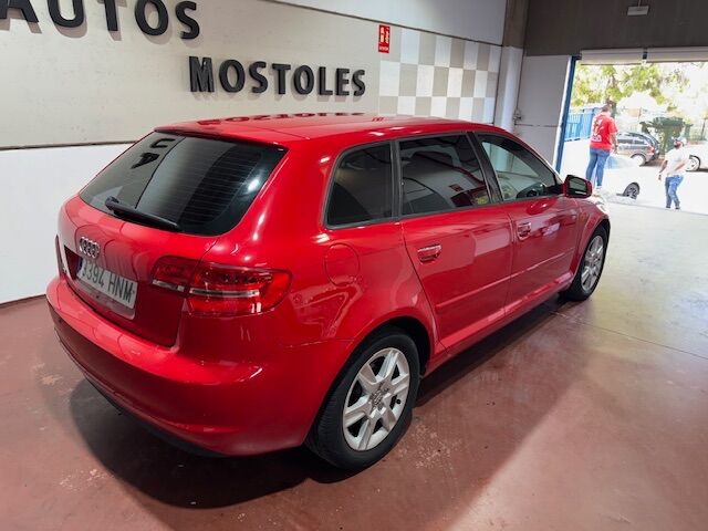AUDI A3 (Sportback 1.4 TFSI Attraction 122) en Madrid