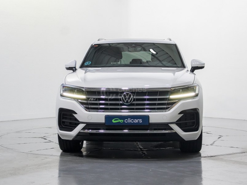 Foto del VOLKSWAGEN Touareg 3.0TDI V6 R-Line Tiptronic 4Motion 170kW