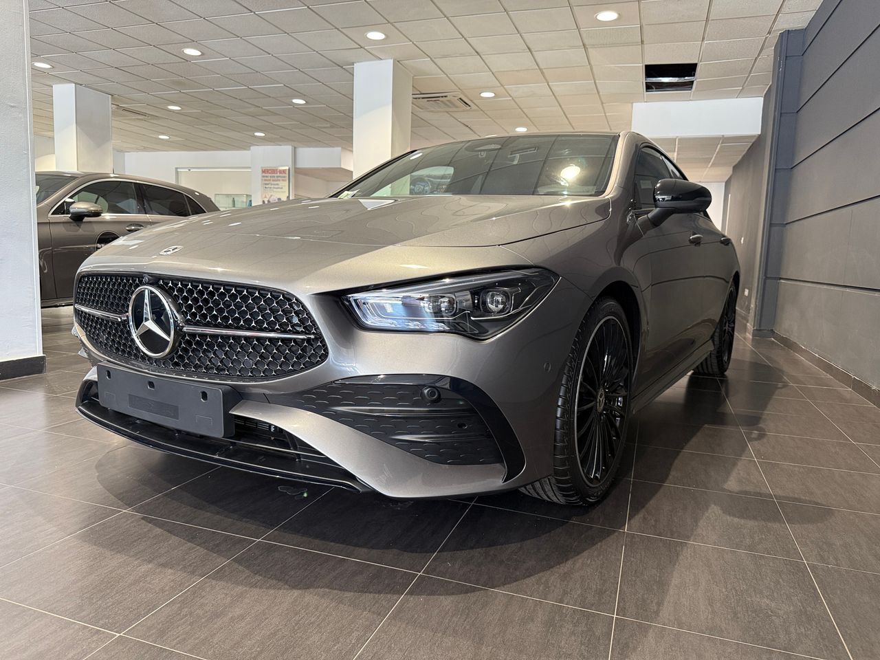 MERCEDES Clase CLA (200 Coupé) en Badajoz