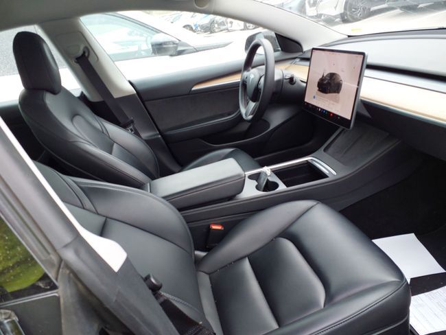 Foto del TESLA Model 3 Long-Range Dual Motor Performance AWD