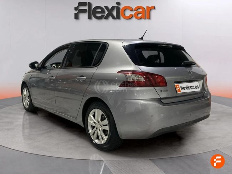 Foto del PEUGEOT 308 1.2 PureTech S&S Style 110