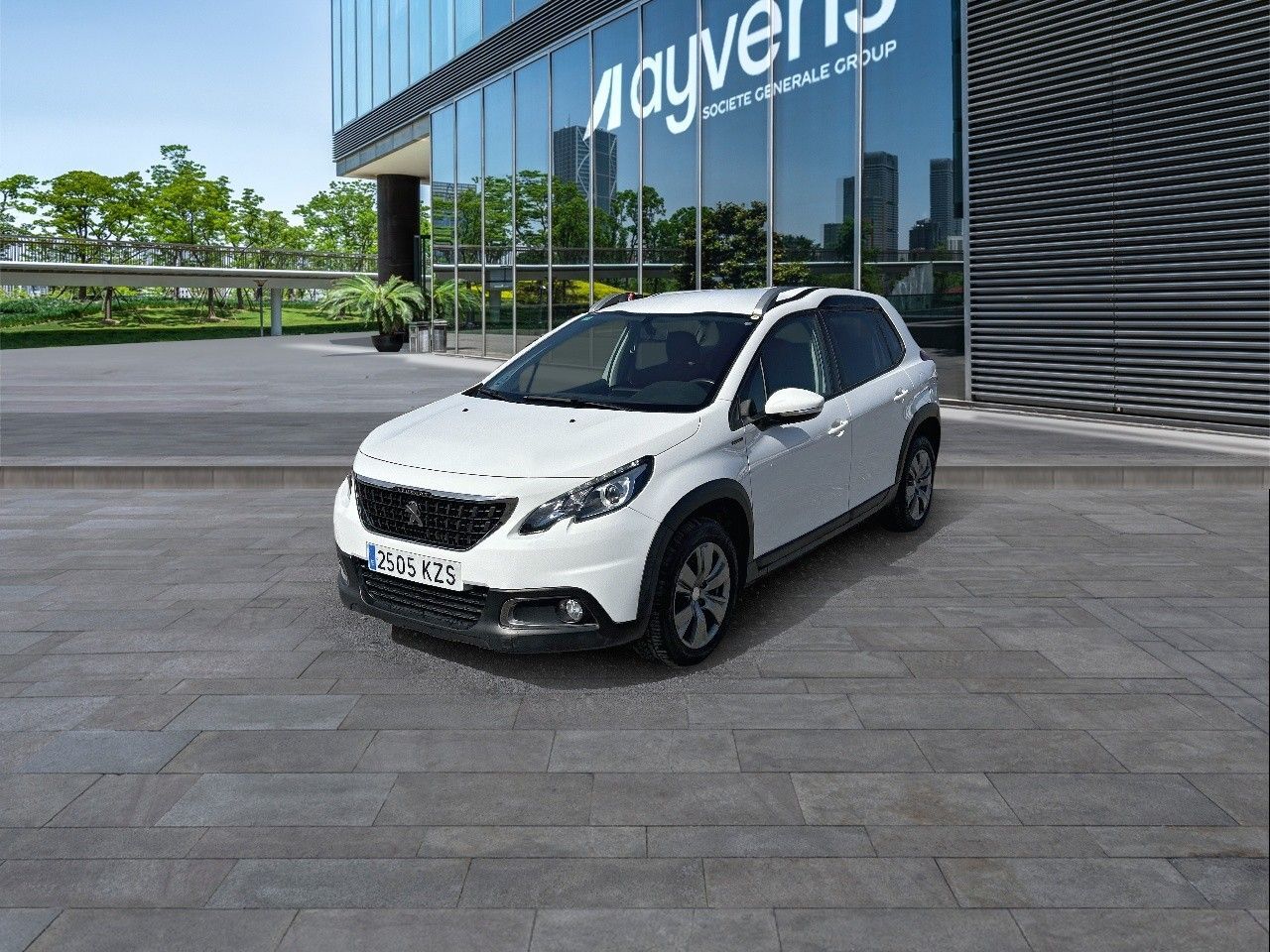 PEUGEOT 2008 (BlueHDi 100 Signature 73 kW (100 CV)) en Madrid