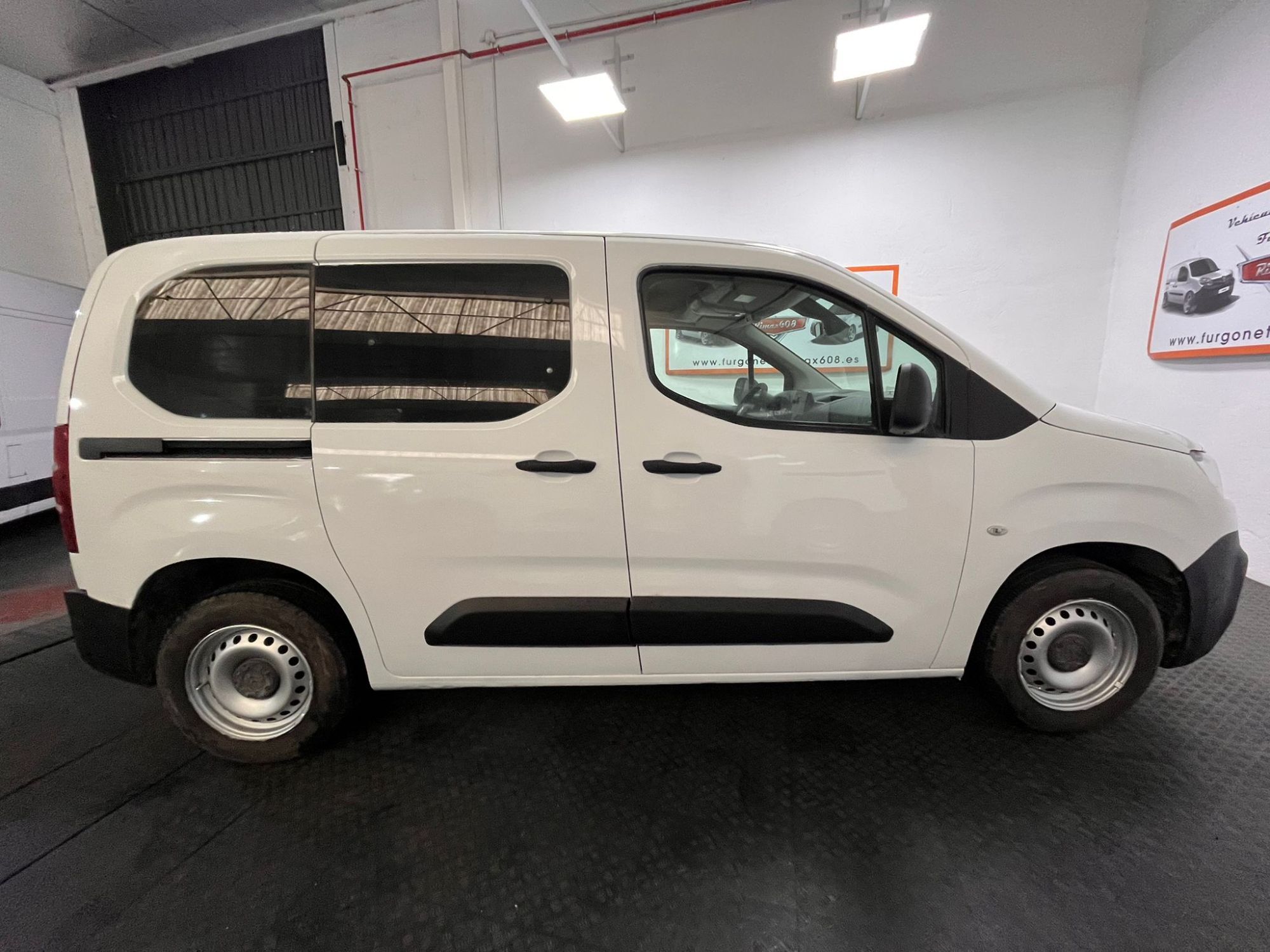 Foto del CITROEN Berlingo BlueHDi S&S Talla M Feel 100