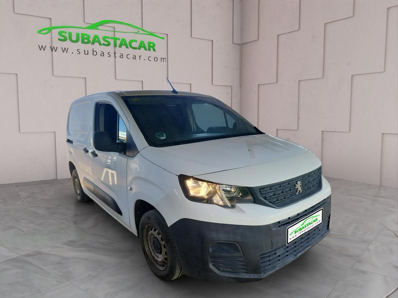 Foto del PEUGEOT Partner 1.6BlueHDI Pro Standard 600kg 75