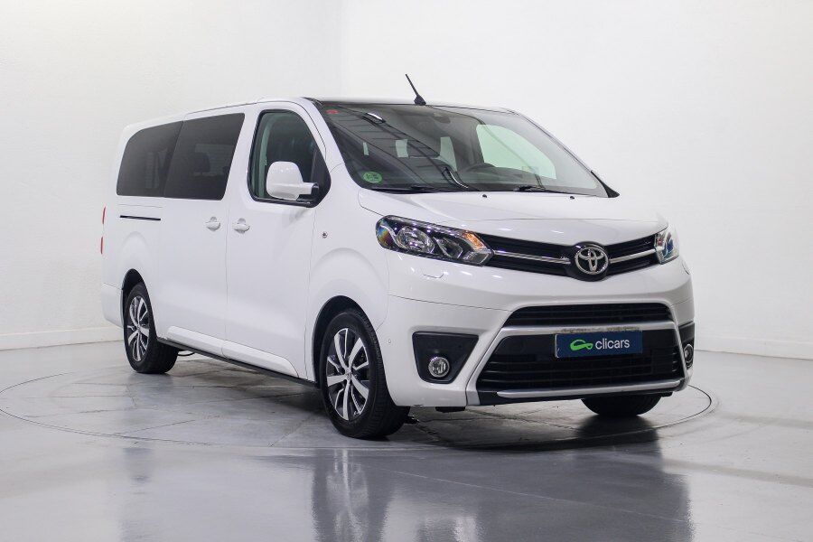 Foto del TOYOTA Proace Verso Shuttle Medio 2.0D 9pl. Active+ 2PL Aut. 180