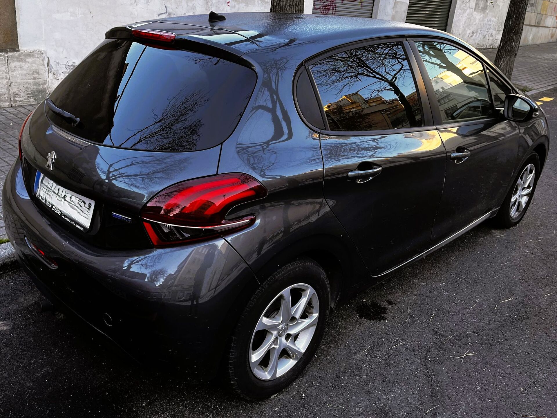 Imagen de PEUGEOT 208