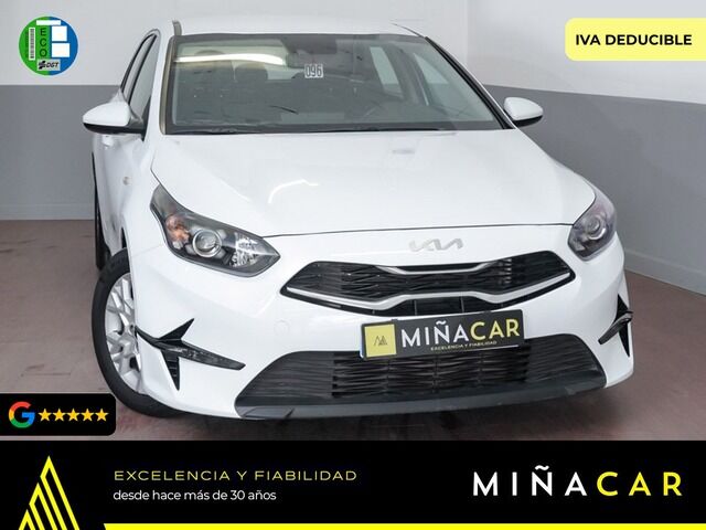 KIA Ceed (1.0 MHEV Drive DCT 88 kW (120 CV)) en Málaga