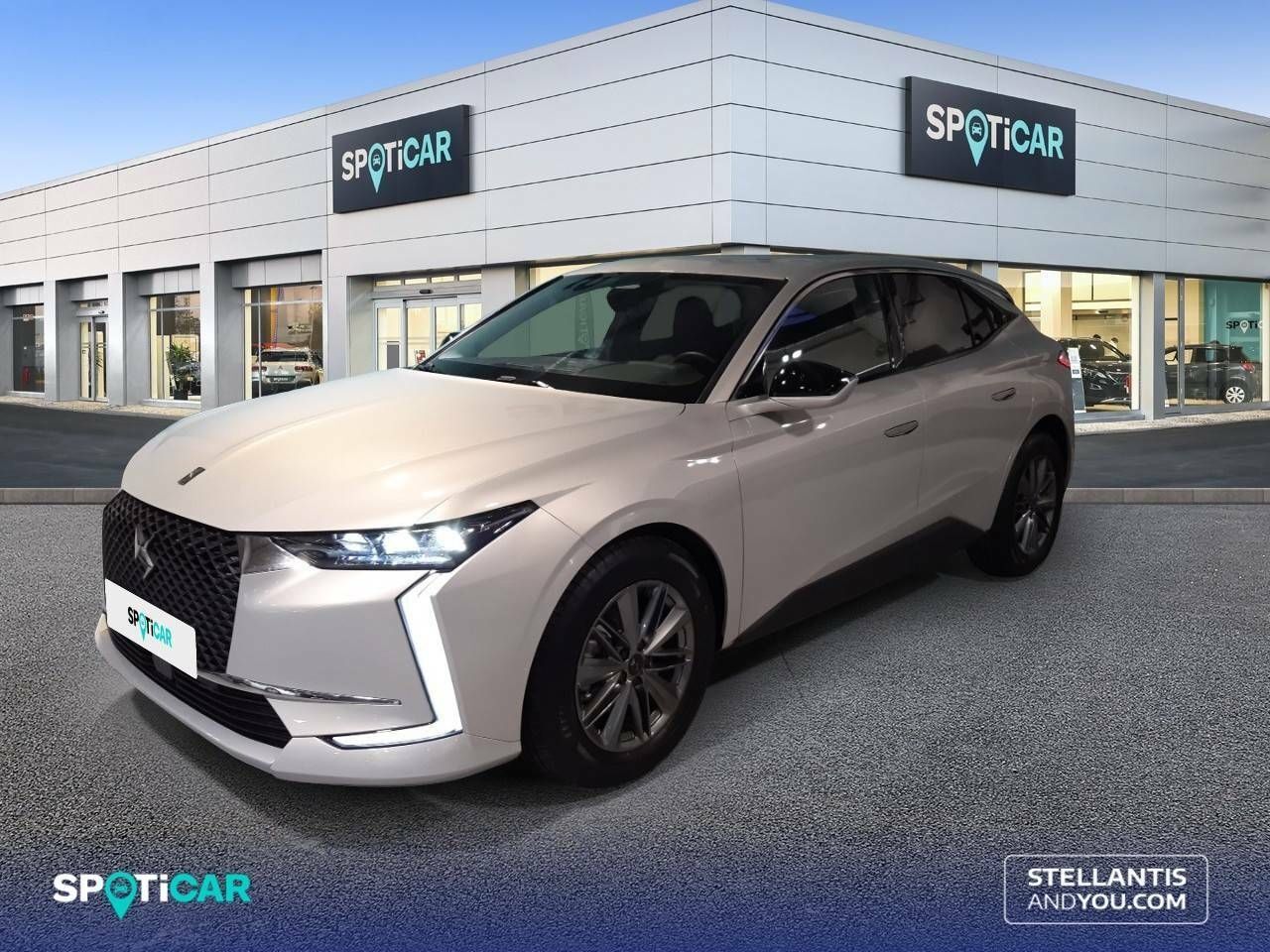 DS DS4 ( E-TENSE 225 BASTILLE + BASTILLE+) en Barcelona