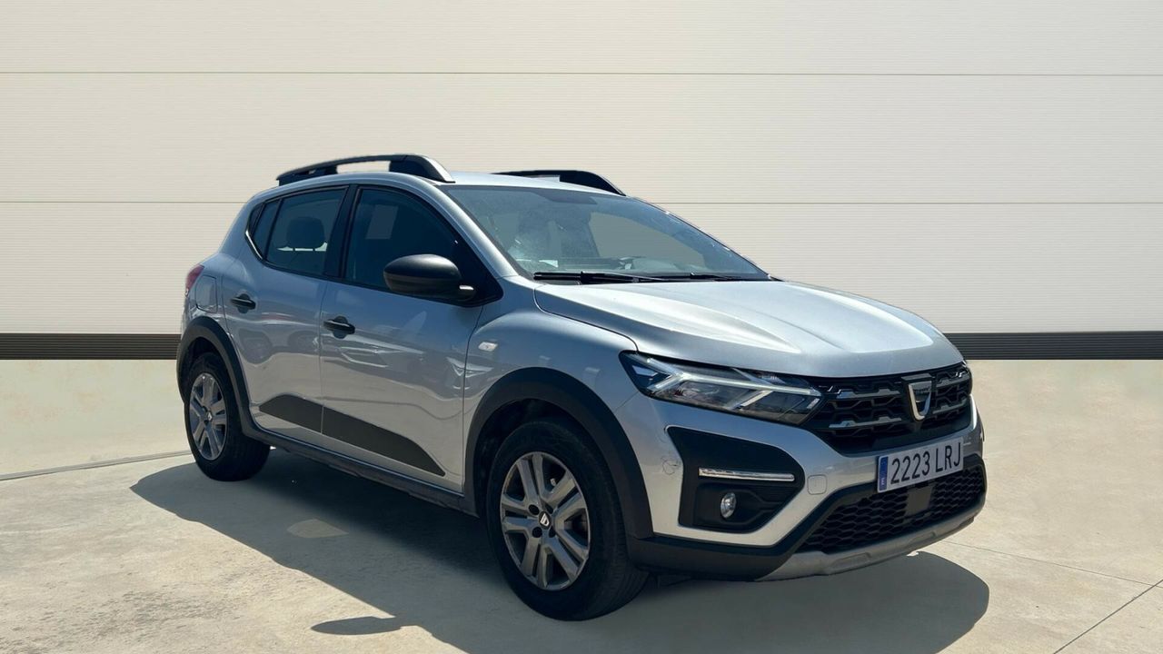 DACIA Sandero (1.0 ECO-G 100 STEPWAY ESSENTIAL 101 5P) en Madrid